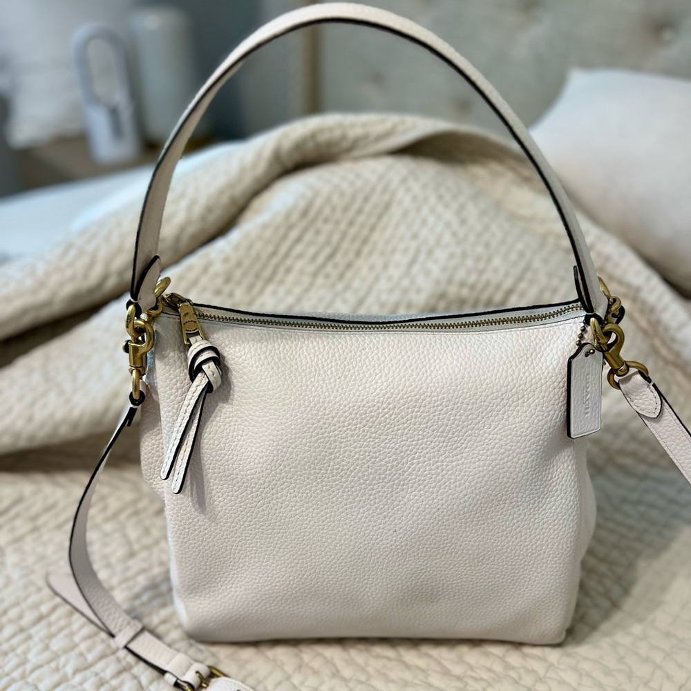 Coach Cream Leather Shay Shoulder Bag